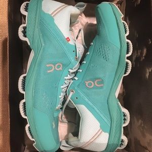 On Cloud Women’s Shoes